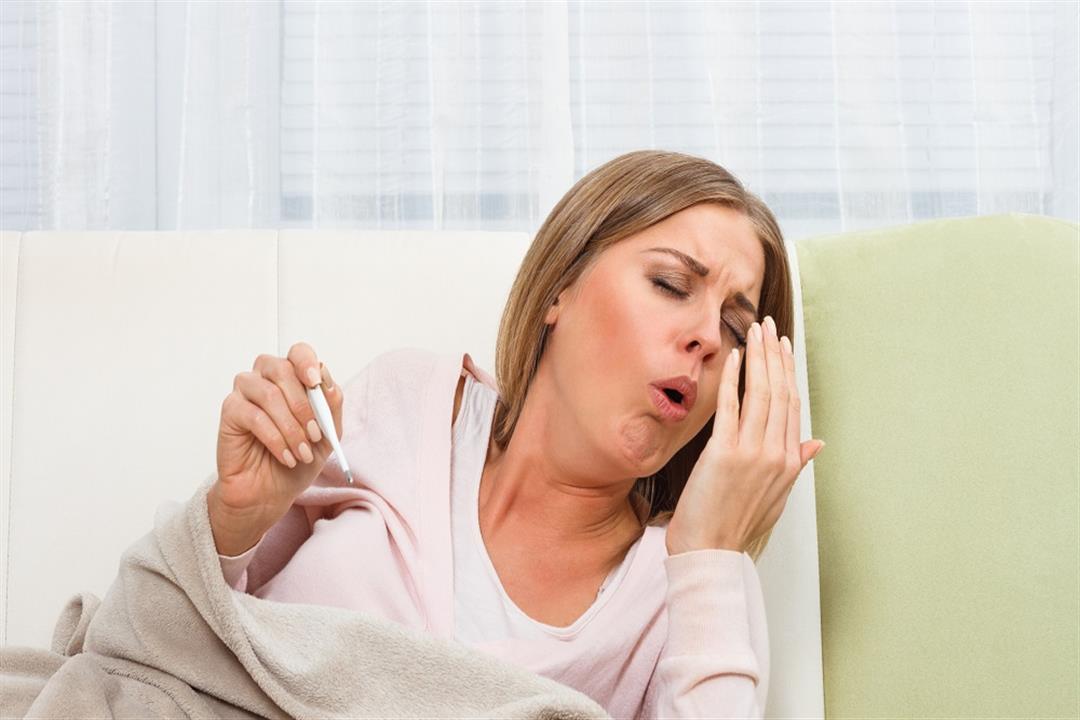 الأعراض متشابهة.. كيف تفرق بين كورونا وإنفلونزا الطيور؟ الأعراض متشابهة.. كيف تفرق بين كورونا وإنفلونزا الطيور؟