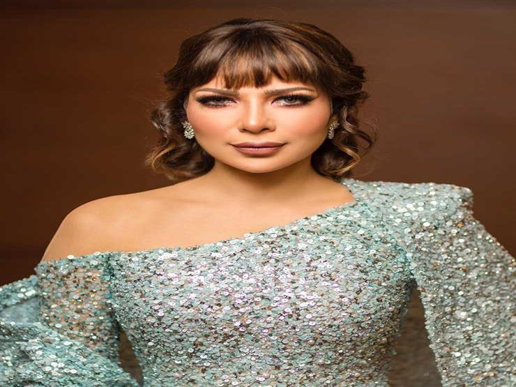 فيديو| أصالة تحتفل بعيد ميلاد والدتها الـ70 وتطالبها بالإقلاع عن التدخين فيديو| أصالة تحتفل بعيد ميلاد والدتها الـ70 وتطالبها بالإقلاع عن التدخين