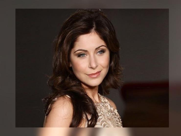 فنانة هندية بعد إصابتها بـ"كورونا": أنا وعائلتي في الحجر الصحي فنانة هندية بعد إصابتها بـ"كورونا": أنا وعائلتي في الحجر الصحي