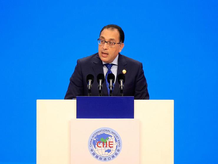 رئيس الوزراء يوجه بحل أزمة المصريين العالقين بسبب كورونا رئيس الوزراء يوجه بحل أزمة المصريين العالقين بسبب كورونا