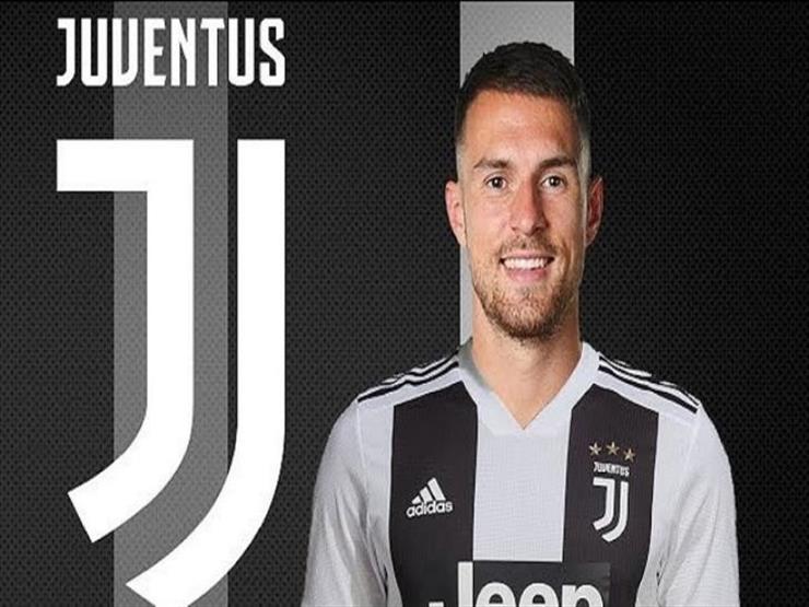 لاعب يوفنتوس يتبرع بـ 100 ألف استرليني لمكافحة كورونا لاعب يوفنتوس يتبرع بـ 100 ألف استرليني لمكافحة كورونا