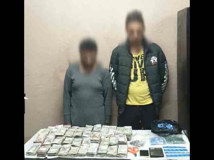 ضبط عاطلين بحوزتهما كيلو بودرة مخدرة في الجيزة ضبط عاطلين بحوزتهما كيلو بودرة مخدرة في الجيزة