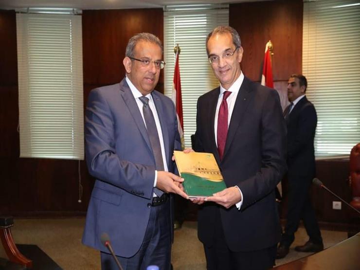 رسميا.. وزير الاتصالات يقبل استقالة رئيس البريد رسميا.. وزير الاتصالات يقبل استقالة رئيس البريد