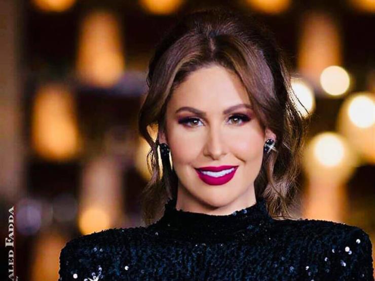 فيديو.. مي سليم تقلد فاتن حمامة في "صراع في الميناء" فيديو.. مي سليم تقلد فاتن حمامة في "صراع في الميناء"