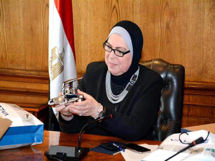 الحكومة تعلن أنواع السيارات المستهدفة من مبادرة التحويل إلى غاز طبيعي الحكومة تعلن أنواع السيارات المستهدفة من مبادرة التحويل إلى غاز طبيعي