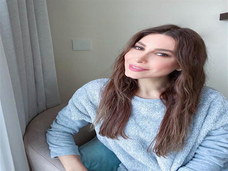 الليلة.. يارا تحيي حفلًا غنائيًا "أون لاين" الليلة.. يارا تحيي حفلًا غنائيًا "أون لاين"