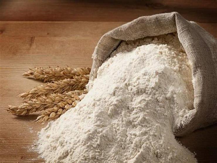 خبير تغذية يوضح الفرق الصحي بين الدقيق الأسمر والأبيض خبير تغذية يوضح الفرق الصحي بين الدقيق الأسمر والأبيض