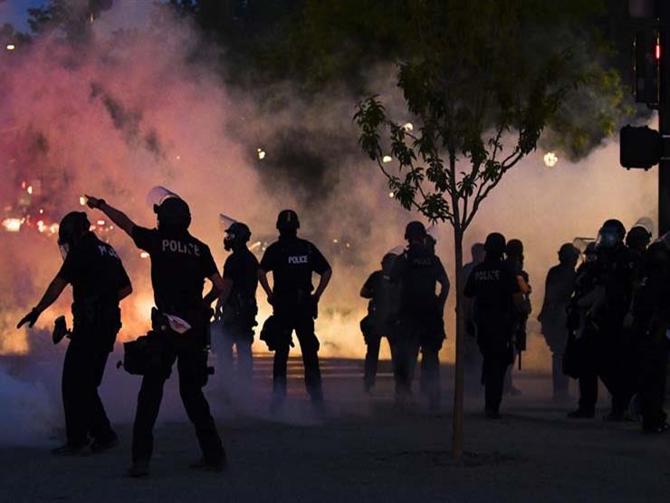 تمديد حظر التجول ونشر جنود في عدد من المدن الأمريكية تأهبا لمزيد من الاضطرابات تمديد حظر التجول ونشر جنود في عدد من المدن الأمريكية تأهبا لمزيد من الاضطرابات