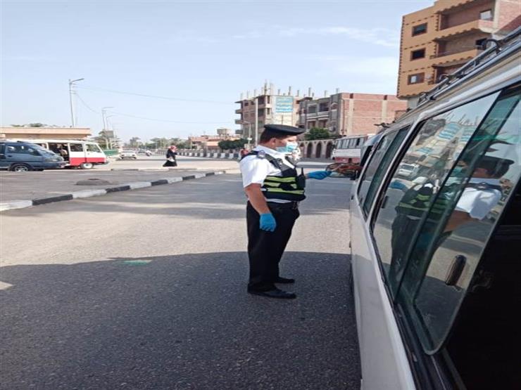 الداخلية: اتخاذ الإجراءات القانونية ضد ألف و429 سائقُا لعدم التزامهم بارتداء الكمامات الداخلية: اتخاذ الإجراءات القانونية ضد ألف و429 سائقُا لعدم التزامهم بارتداء الكمامات