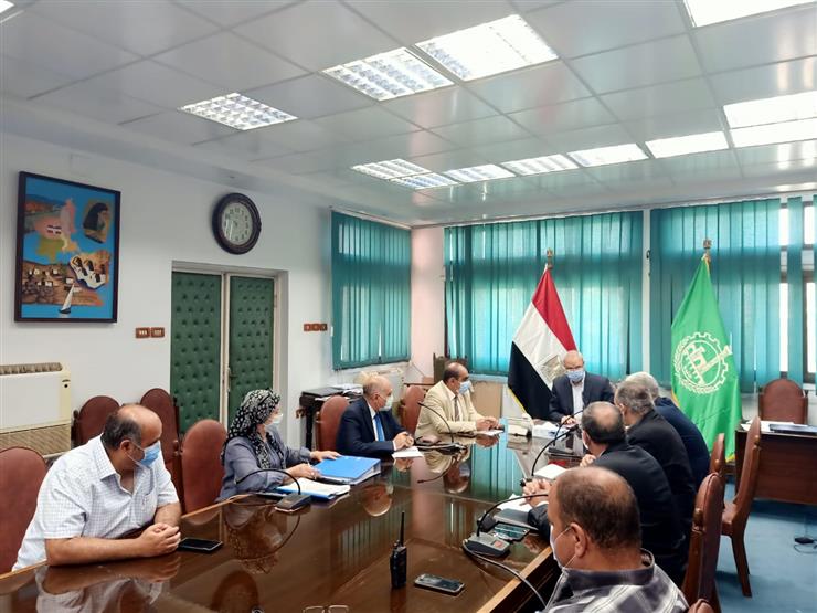 محافظ القليوبية يناقش معوقات تنفيذ الممشى النيلي في بنها محافظ القليوبية يناقش معوقات تنفيذ الممشى النيلي في بنها