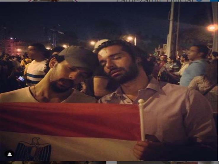"لما يمشي صحونا".. رامز أمير يستعيد ذكريات ثورة 30 يونيو "لما يمشي صحونا".. رامز أمير يستعيد ذكريات ثورة 30 يونيو