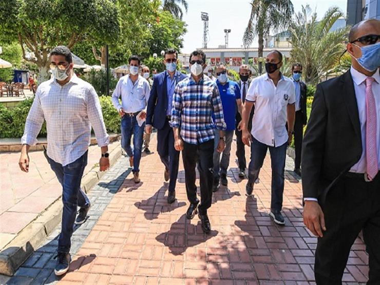 بالصور.. وزير الرياضة يتفقد الإجراءات الاحترازية داخل الأهلي بالصور.. وزير الرياضة يتفقد الإجراءات الاحترازية داخل الأهلي