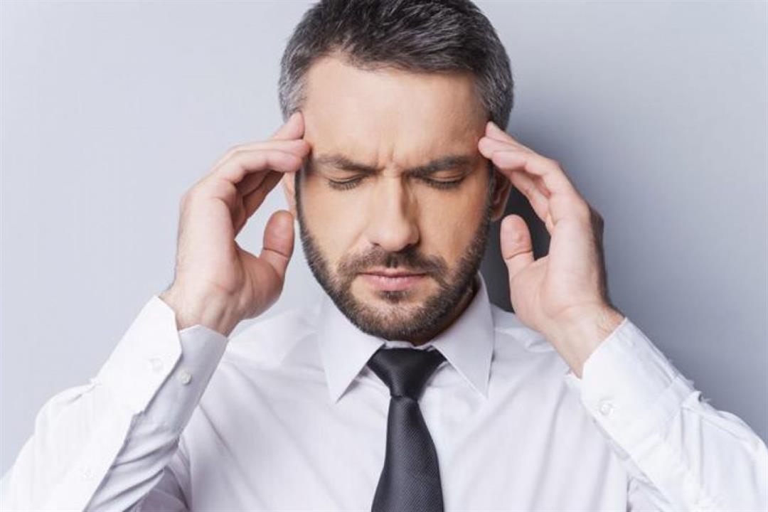 تساقط الشعر من بينها.. 5 أسباب وراء آلام فروة الرأس (صور) تساقط الشعر من بينها.. 5 أسباب وراء آلام فروة الرأس (صور)