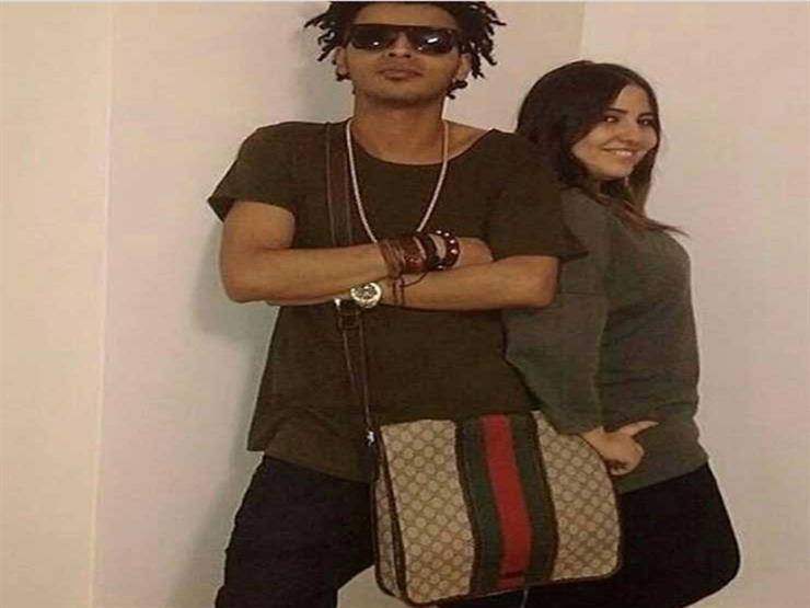 مي كساب بصحبة زوجها: "دايما وراه" مي كساب بصحبة زوجها: "دايما وراه"