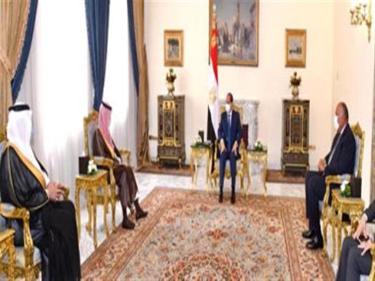 التكاتف هو السبيل الفعال لدرء المخاطر الخارجية التكاتف هو السبيل الفعال لدرء المخاطر الخارجية