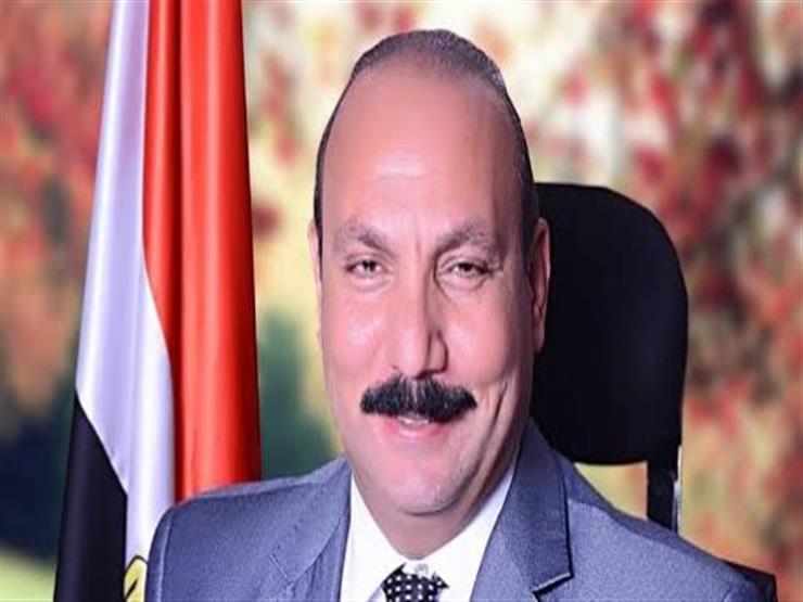 مواطن يتهم رئيس مدينة شبين القناطر بالاعتداء عليه.. والأخير يوضح التفاصيل مواطن يتهم رئيس مدينة شبين القناطر بالاعتداء عليه.. والأخير يوضح التفاصيل