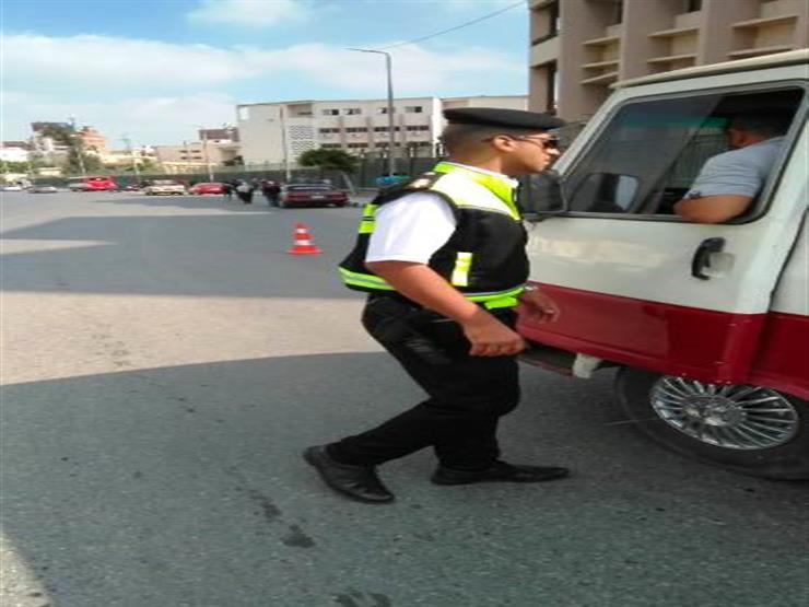 لعدم الالتزام بالكمامات.. اتخاذ الإجراءات القانونية ضد 1074 سائق نقل جماعي لعدم الالتزام بالكمامات.. اتخاذ الإجراءات القانونية ضد 1074 سائق نقل جماعي