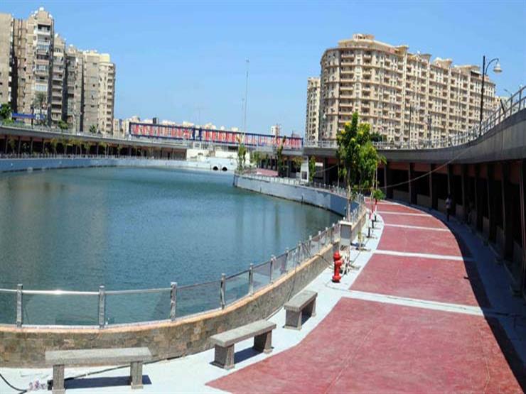 مدبولي يتابع أعمال تطوير محور المحمودية بمحافظة البحيرة مدبولي يتابع أعمال تطوير محور المحمودية بمحافظة البحيرة