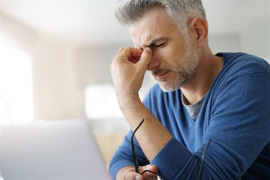 3 علامات تدل على مهاجمة كورونا للدماغ.. منها الهذيان 3 علامات تدل على مهاجمة كورونا للدماغ.. منها الهذيان