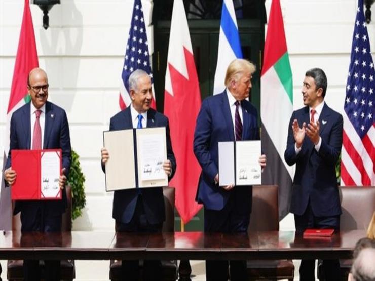 تطبيع علاقات إسرائيل مع الإمارات والبحرين: دونالد ترامب يحتفل بـ"فجر شرق أوسط جديد" تطبيع علاقات إسرائيل مع الإمارات والبحرين: دونالد ترامب يحتفل بـ"فجر شرق أوسط جديد"
