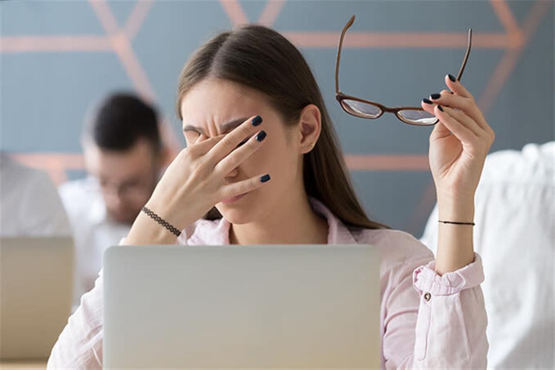 كيف تحمي عينيك من الإصابة بالإجهاد عند العمل على الكومبيوتر؟ كيف تحمي عينيك من الإصابة بالإجهاد عند العمل على الكومبيوتر؟