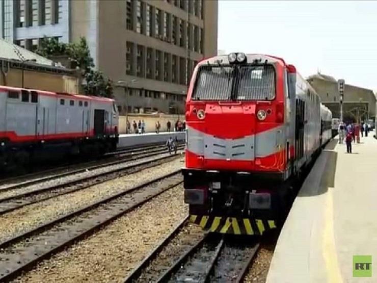 شاهد.. النقل تستعرض القطارات الجديدة أثناء التشغيل اليومي بالإسكندرية شاهد.. النقل تستعرض القطارات الجديدة أثناء التشغيل اليومي بالإسكندرية