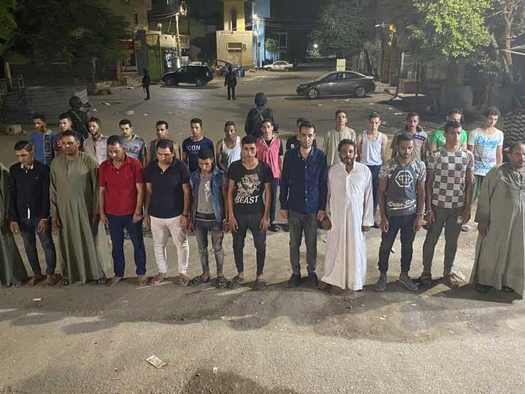مصدران: التحقيق مع 33 متهما في أحداث "أبو رجوان" بالبدرشين مصدران: التحقيق مع 33 متهما في أحداث "أبو رجوان" بالبدرشين