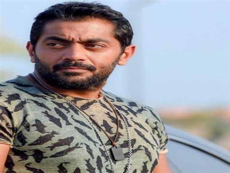 أحمد فلوكس يرسل رسالة رومانسية لزوجته: "كنت بلا حياة وأنا بعيد عنك" أحمد فلوكس يرسل رسالة رومانسية لزوجته: "كنت بلا حياة وأنا بعيد عنك"