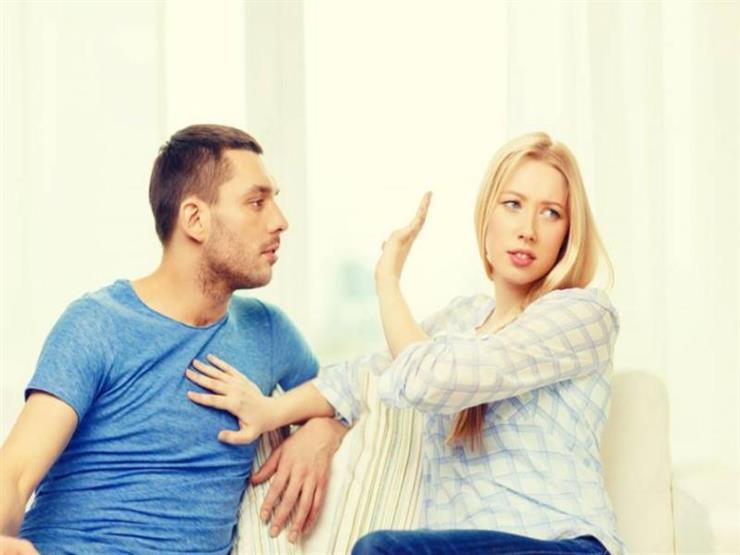 "الحل في إيدِك".. لماذا يكذب الرجل على زوجته وكيف تتجنبين ذلك؟ "الحل في إيدِك".. لماذا يكذب الرجل على زوجته وكيف تتجنبين ذلك؟