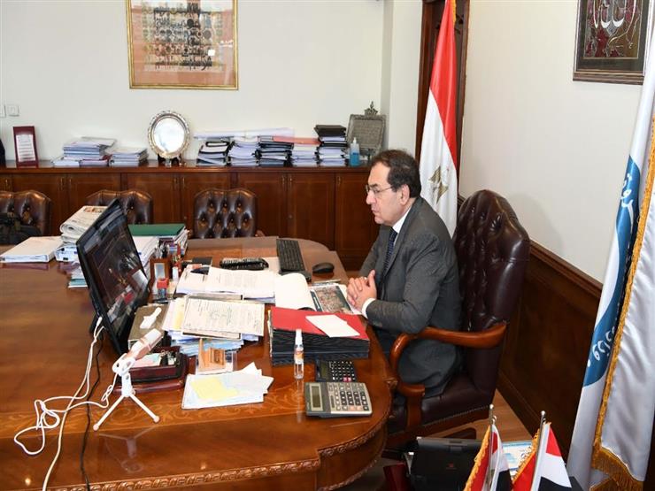 الملا: الانتهاء من حفر 15 بئرًا للغاز في حقل ظُهر الملا: الانتهاء من حفر 15 بئرًا للغاز في حقل ظُهر