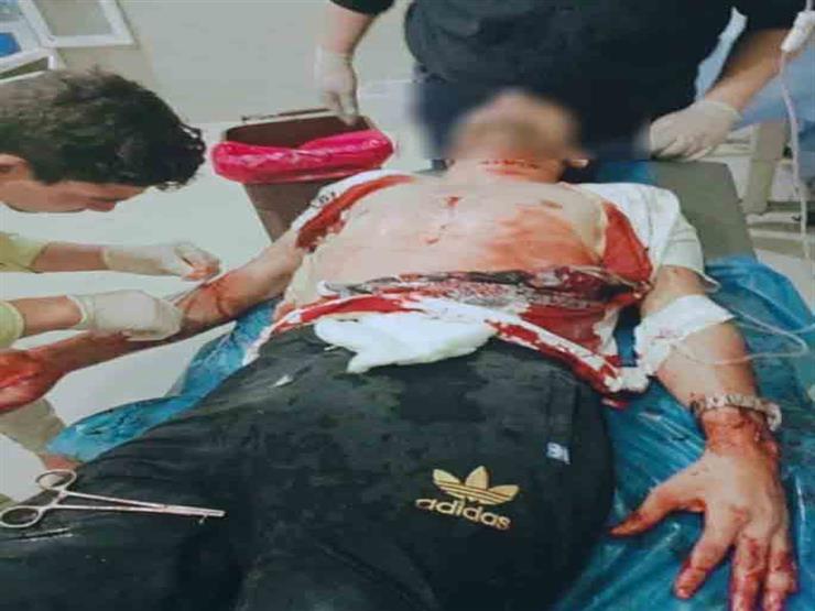 "ضبطهما في السيارة".. إصابة شاب في مشاجرة مع زوجته وعشيقها بالسويس "ضبطهما في السيارة".. إصابة شاب في مشاجرة مع زوجته وعشيقها بالسويس