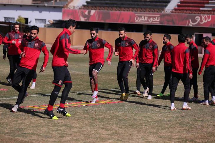 الأهلي يعلن أرقام قمصان صبحي والشحات وياسر إبراهيم في
